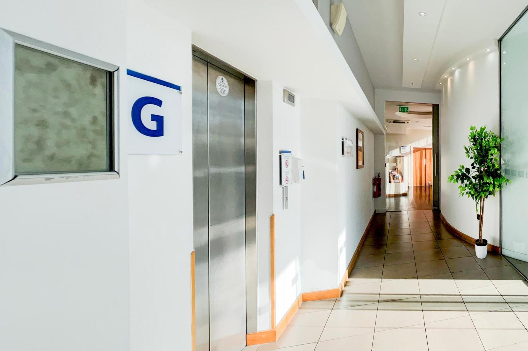 Belvilla Crewe City Centre Hotel Lifestyle Exterior foto